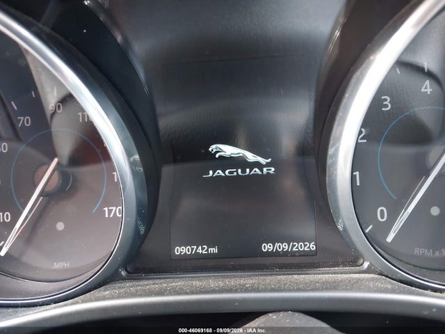 46069168 :رقم المزاد ، SAJAD4BG9HA955560 vin ، 2017 Jaguar Xe 25t Premium مزاد بيع