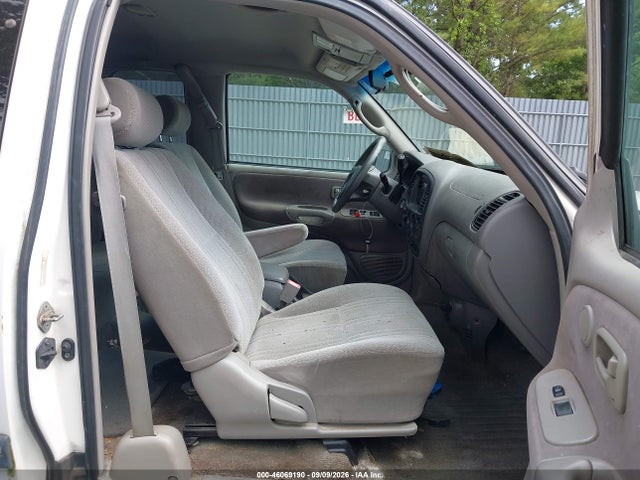Auction sale of the 2002 Toyota Tundra Sr5 V8, vin: 5TBBT44162S281112, lot number: 46069190