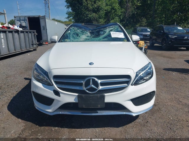 2015 Mercedes-benz C 300 Sport 4matic მანქანა იყიდება აუქციონზე, vin: 55SWF4KB4FU058118, აუქციონის ნომერი: 46069199