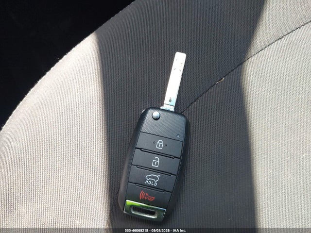 Продаж на аукціоні авто 2016 Kia Soul, vin: KNDJN2A26G7268246, номер лоту: 46069218