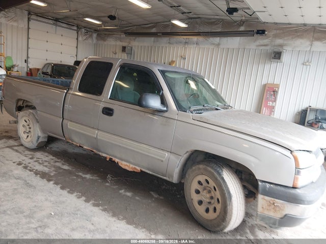 2005 Chevrolet Silverado 1500 Ls მანქანა იყიდება აუქციონზე, vin: 2GCEC19T151258720, აუქციონის ნომერი: 46069258