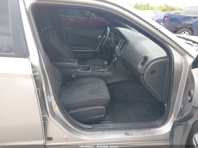 46069267 :رقم المزاد ، 2C3CDXBG2FH762033 vin ، 2015 Dodge Charger Se مزاد بيع