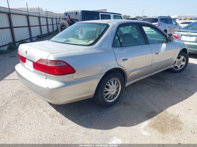 Auction sale of the 1998 Honda Accord Ex V6, vin: 1HGCG1656WA054053, lot number: 46069274