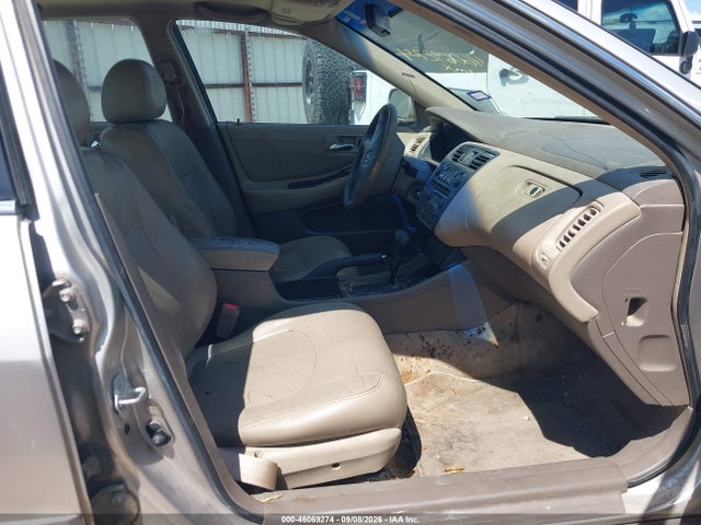 Auction sale of the 1998 Honda Accord Ex V6, vin: 1HGCG1656WA054053, lot number: 46069274
