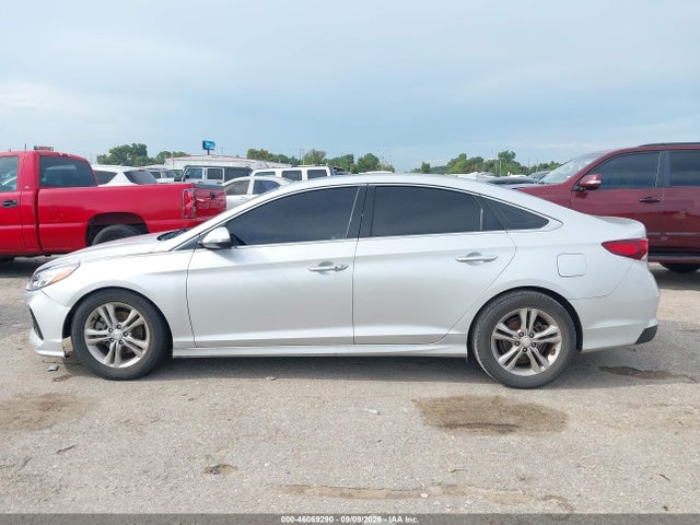 46069290 :رقم المزاد ، 5NPE34AF0JH602828 vin ، 2018 Hyundai Sonata Limited مزاد بيع