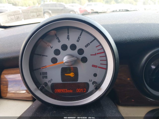 2009 Mini Cooper Clubman მანქანა იყიდება აუქციონზე, vin: WMWML33579TP97373, აუქციონის ნომერი: 46069297