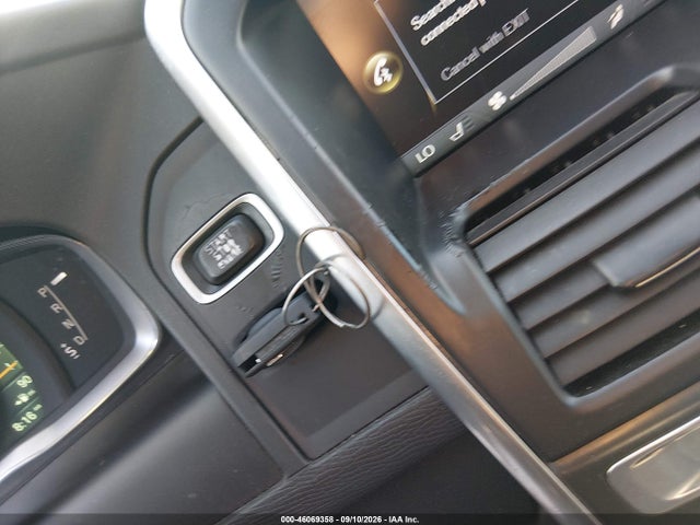 Aukcja sprzedaży 2015 Volvo Xc60 T5 Premier, vin: YV440MDB5F2577962, numer aukcji: 46069358