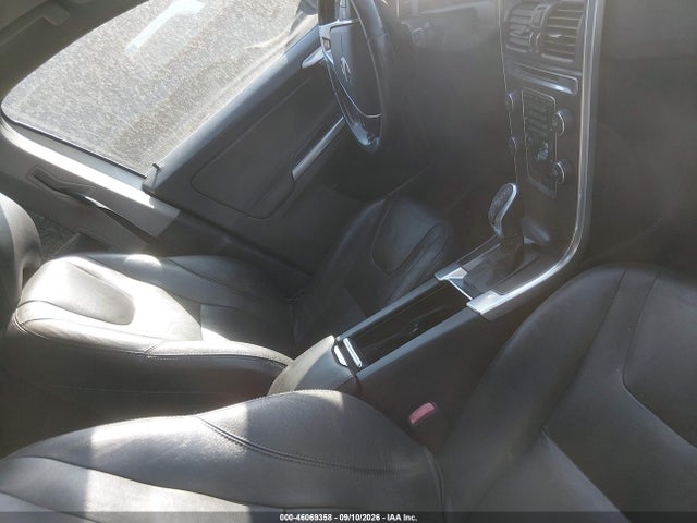 Aukcja sprzedaży 2015 Volvo Xc60 T5 Premier, vin: YV440MDB5F2577962, numer aukcji: 46069358