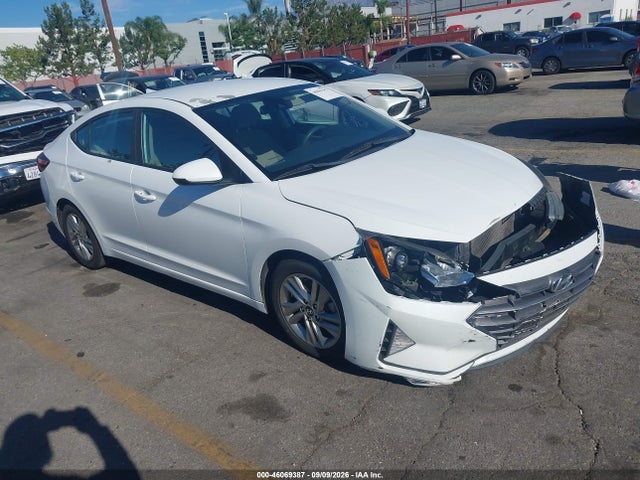 2019 5NPD84LF4KH447213 main image