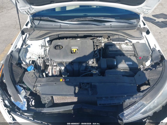 Hyundai ELANTRA SEL 2019 5NPD84LF4KH447213 Image 10