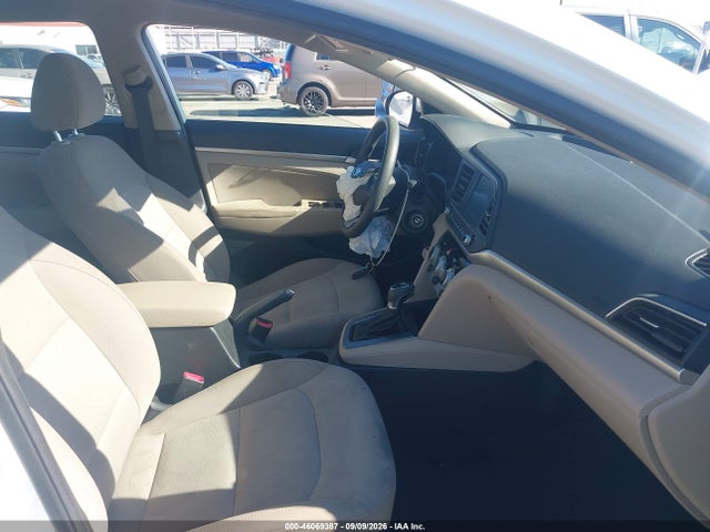 Hyundai ELANTRA SEL 2019 5NPD84LF4KH447213 Image 5