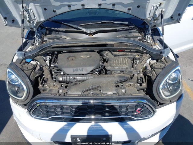 Mini Countryman Cooper S 2018 WMZYT5C35J3D83000 Image 10