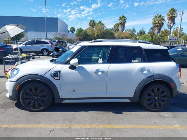 Mini Countryman Cooper S 2018 WMZYT5C35J3D83000 Image 14