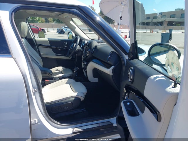 Mini Countryman Cooper S 2018 WMZYT5C35J3D83000 Image 5