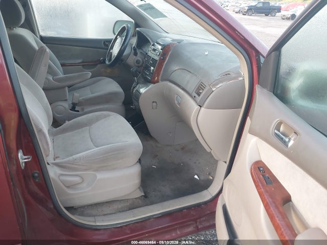 Продажа на аукционе авто 2004 Toyota Sienna Xle, vin: 5TDZA22C14S139516, номер лота: 46069464