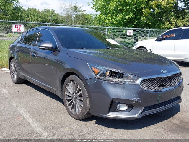 2018 Kia Cadenza Premium მანქანა იყიდება აუქციონზე, vin: KNALC4J10J5119543, აუქციონის ნომერი: 46069472