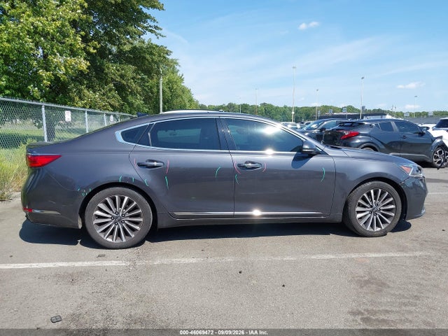 2018 Kia Cadenza Premium მანქანა იყიდება აუქციონზე, vin: KNALC4J10J5119543, აუქციონის ნომერი: 46069472