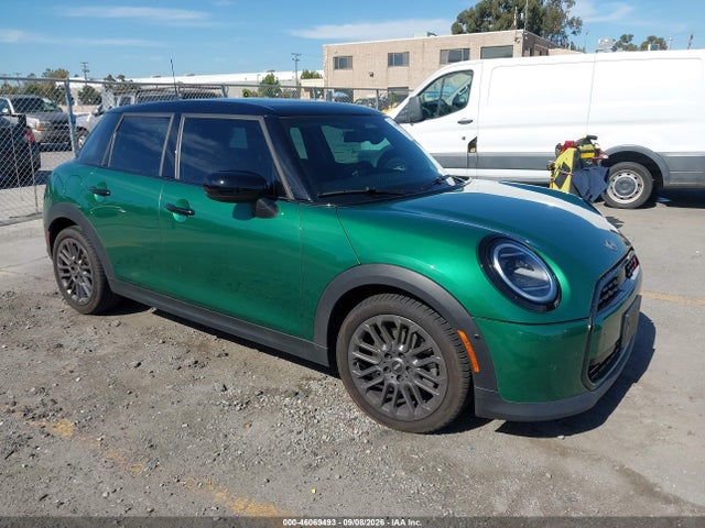 Продажа на аукционе авто 2025 Mini Hardtop Cooper S, vin: WMW53GD05S2W94690, номер лота: 46069493