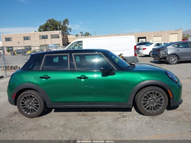 Продажа на аукционе авто 2025 Mini Hardtop Cooper S, vin: WMW53GD05S2W94690, номер лота: 46069493
