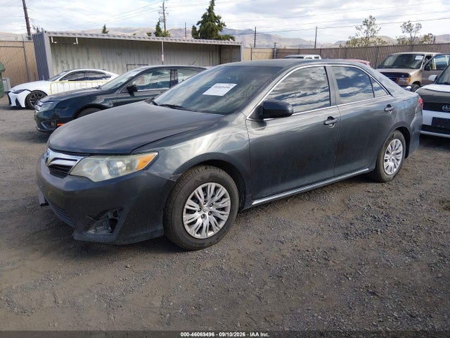 Toyota CAMRY LE 2014 4T4BF1FKXER414023 Image 2