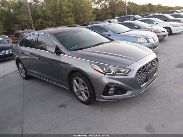 Продажа на аукционе авто 2018 Hyundai Sonata Sport, vin: 5NPE34AF3JH655376, номер лота: 46069499