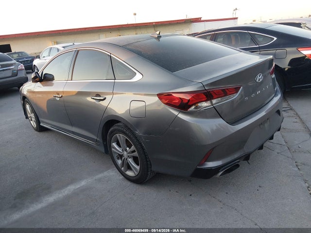 2018 Hyundai Sonata Sport მანქანა იყიდება აუქციონზე, vin: 5NPE34AF3JH655376, აუქციონის ნომერი: 46069499