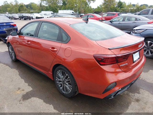 2022 Kia Forte Gt-line მანქანა იყიდება აუქციონზე, vin: 3KPF54AD5NE437172, აუქციონის ნომერი: 46069606