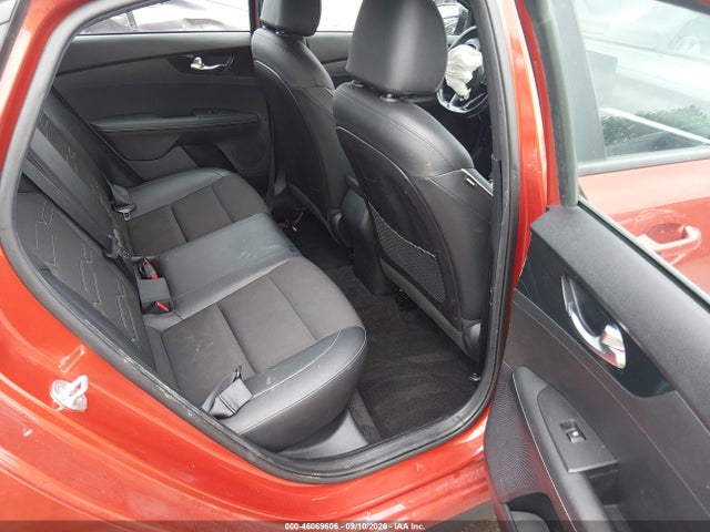 2022 Kia Forte Gt-line მანქანა იყიდება აუქციონზე, vin: 3KPF54AD5NE437172, აუქციონის ნომერი: 46069606