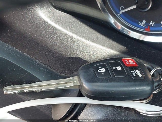 2017 Toyota Corolla Se მანქანა იყიდება აუქციონზე, vin: 2T1BURHE4HC772147, აუქციონის ნომერი: 46069667
