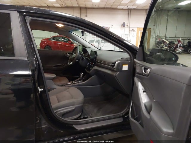 Продаж на аукціоні авто 2020 Hyundai Ioniq Hybrid Blue, vin: KMHC65LC8LU228643, номер лоту: 46069706