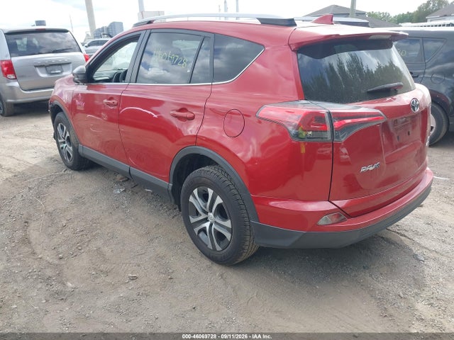 2017 Toyota Rav4 Le მანქანა იყიდება აუქციონზე, vin: JTMBFREV2HJ174013, აუქციონის ნომერი: 46069728