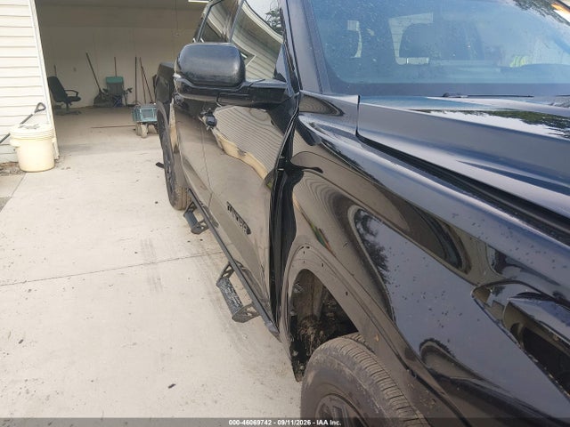2026 Toyota Tundra Limited Crewmax 5.5' Bed მანქანა იყიდება აუქციონზე, vin: 5TFWA5DBXTX419999, აუქციონის ნომერი: 46069742
