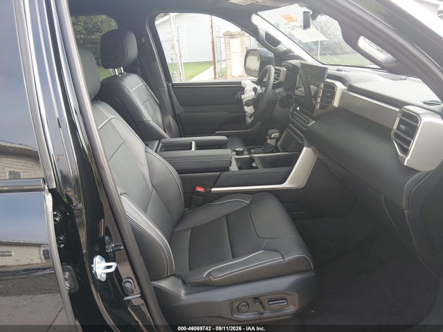 2026 Toyota Tundra Limited Crewmax 5.5' Bed მანქანა იყიდება აუქციონზე, vin: 5TFWA5DBXTX419999, აუქციონის ნომერი: 46069742