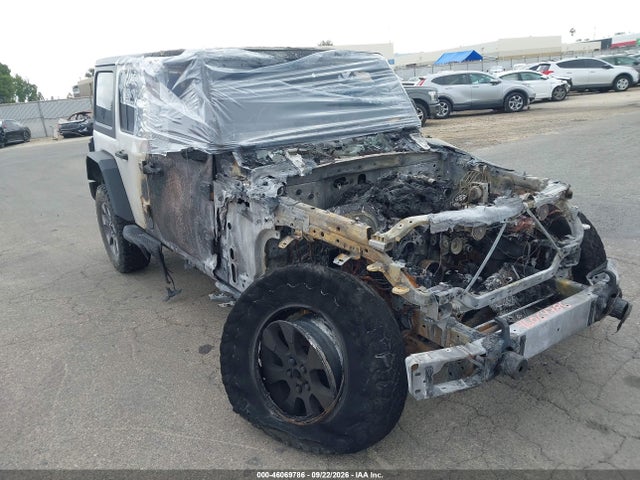 46069786 :رقم المزاد ، 1C4HJXEN9JW213573 vin ، 2018 Jeep Wrangler Unlimited Sahara 4x4 مزاد بيع