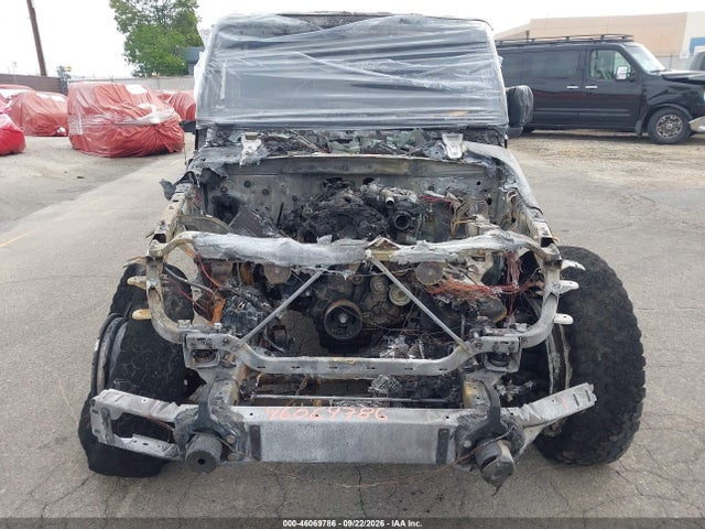 46069786 :رقم المزاد ، 1C4HJXEN9JW213573 vin ، 2018 Jeep Wrangler Unlimited Sahara 4x4 مزاد بيع