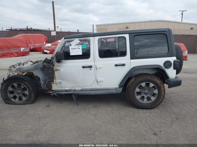 46069786 :رقم المزاد ، 1C4HJXEN9JW213573 vin ، 2018 Jeep Wrangler Unlimited Sahara 4x4 مزاد بيع