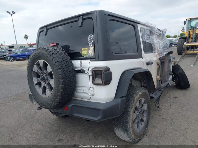 46069786 :رقم المزاد ، 1C4HJXEN9JW213573 vin ، 2018 Jeep Wrangler Unlimited Sahara 4x4 مزاد بيع