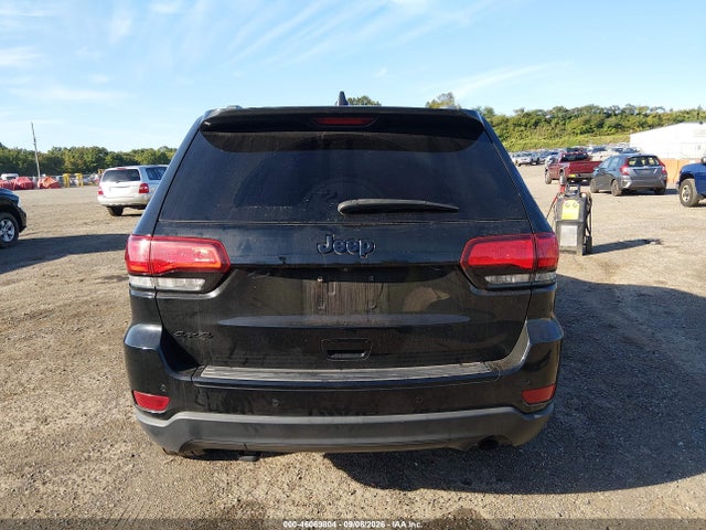 46069804 :رقم المزاد ، 1C4RJFAGXJC426619 vin ، 2018 Jeep Grand Cherokee Upland 4x4 مزاد بيع