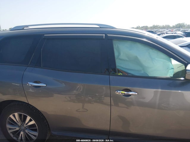 Продажа на аукционе авто 2019 Nissan Pathfinder Sv, vin: 5N1DR2MN7KC630717, номер лота: 46069828