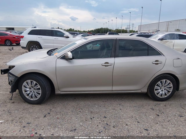 Продаж на аукціоні авто 2014 Toyota Camry Le, vin: 4T4BF1FK1ER337476, номер лоту: 46069845