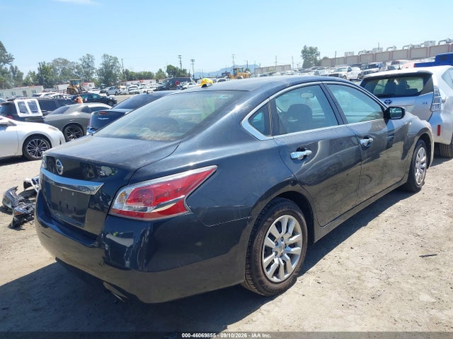 2015 Nissan Altima 2.5/2.5 S/2.5 Sl/2.5 Sv მანქანა იყიდება აუქციონზე, vin: 1N4AL3AP5FN883412, აუქციონის ნომერი: 46069855