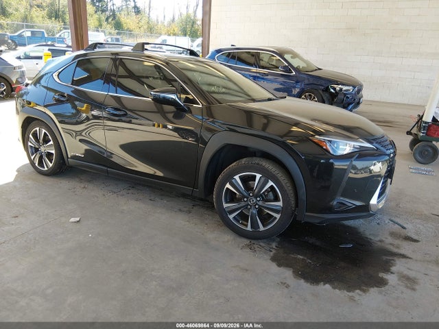 46069864 :رقم المزاد ، JTHX9JBH3M2050378 vin ، 2021 Lexus Ux 250h مزاد بيع