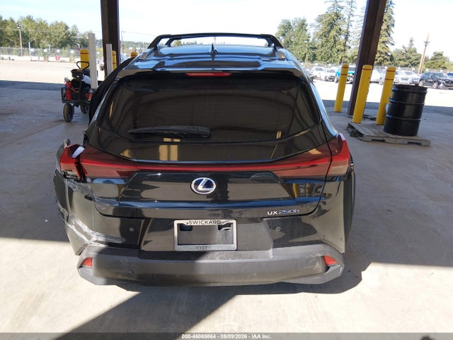 46069864 :رقم المزاد ، JTHX9JBH3M2050378 vin ، 2021 Lexus Ux 250h مزاد بيع