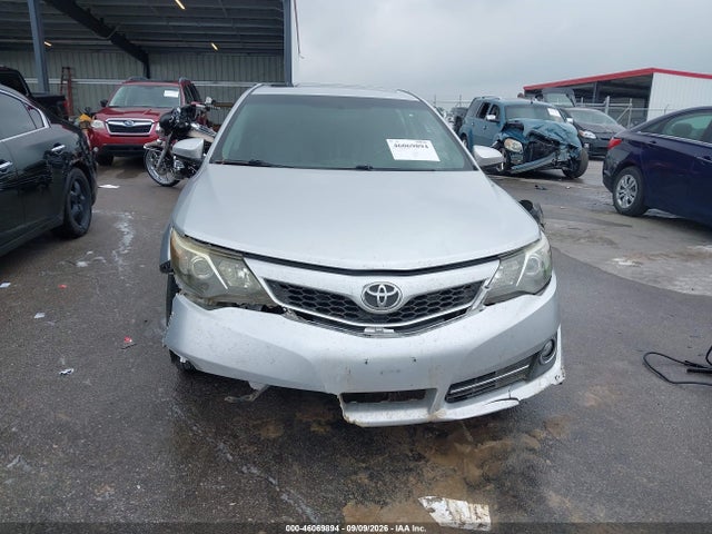 46069894 :رقم المزاد ، 4T1BF1FK5CU099476 vin ، 2012 Toyota Camry Se مزاد بيع