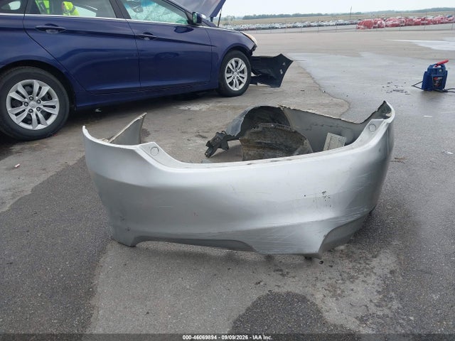 46069894 :رقم المزاد ، 4T1BF1FK5CU099476 vin ، 2012 Toyota Camry Se مزاد بيع