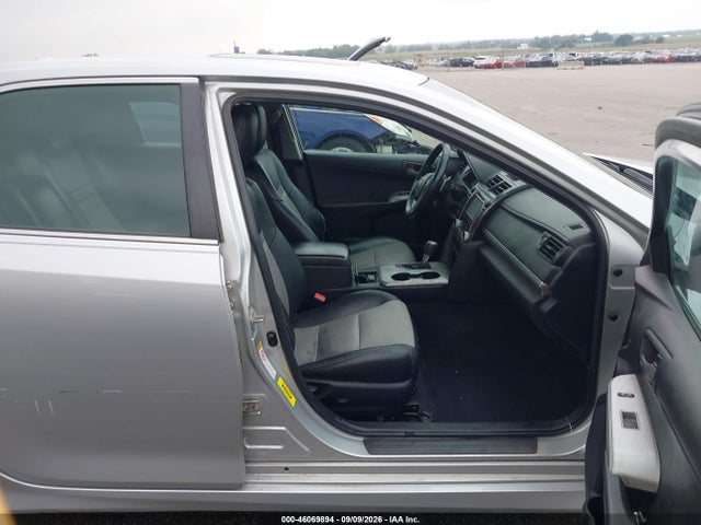 46069894 :رقم المزاد ، 4T1BF1FK5CU099476 vin ، 2012 Toyota Camry Se مزاد بيع