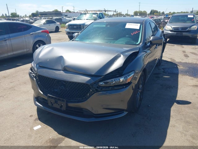 Mazda Mazda6 Grand Touring 2018 JM1GL1TY3J1331812 Image 2