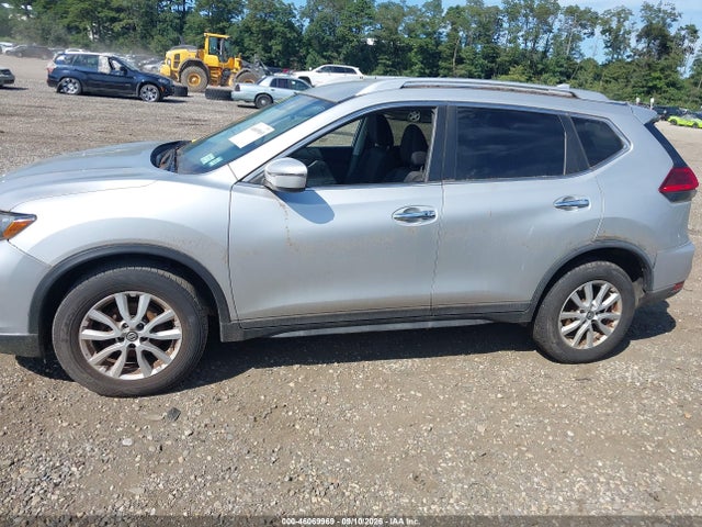 46069969 :رقم المزاد ، KNMAT2MV5HP577994 vin ، 2017 Nissan Rogue Sv مزاد بيع