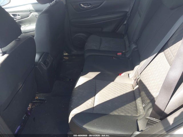 46069969 :رقم المزاد ، KNMAT2MV5HP577994 vin ، 2017 Nissan Rogue Sv مزاد بيع