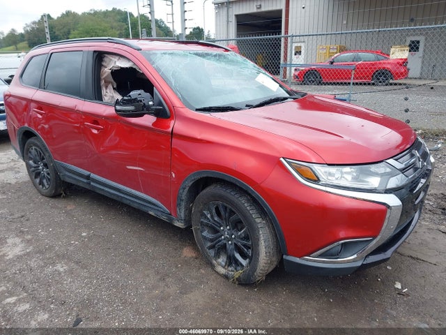 Продажа на аукционе авто 2018 Mitsubishi Outlander Le, vin: JA4AZ3A3XJZ022082, номер лота: 46069970